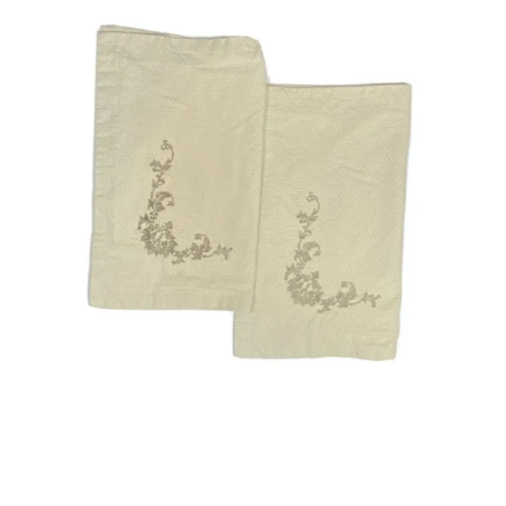 2 Chris Madden Discontinued Shams Pillowcases
